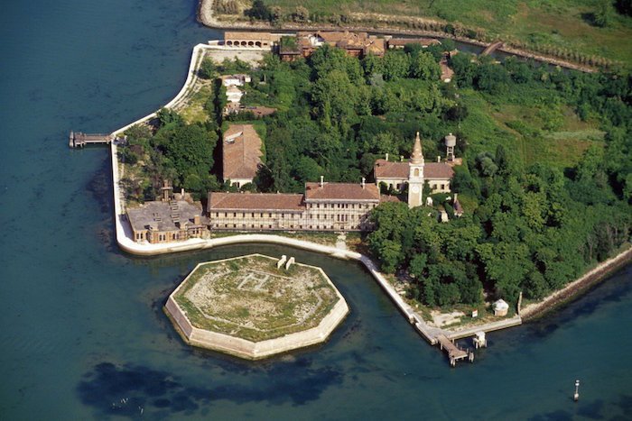 L'Île de la Peste / Poveglia, Italie – Le Fil de l'Histoire