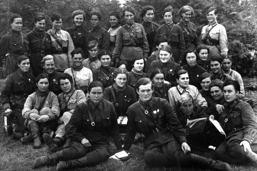 night-witches-group-1942